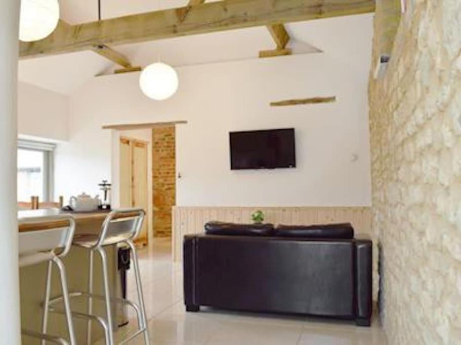 Mole Hole Apartman Towcester Kültér fotó